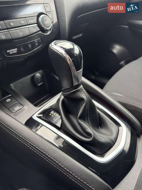 Внедорожник / Кроссовер Nissan Qashqai 2018 в Киеве