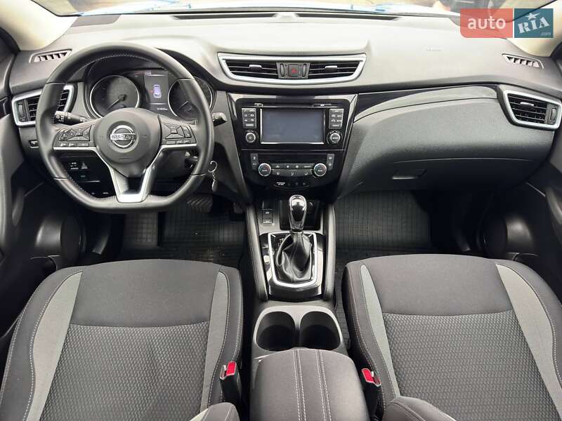 Внедорожник / Кроссовер Nissan Qashqai 2018 в Киеве
