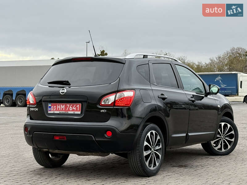 Внедорожник / Кроссовер Nissan Qashqai 2013 в Бродах