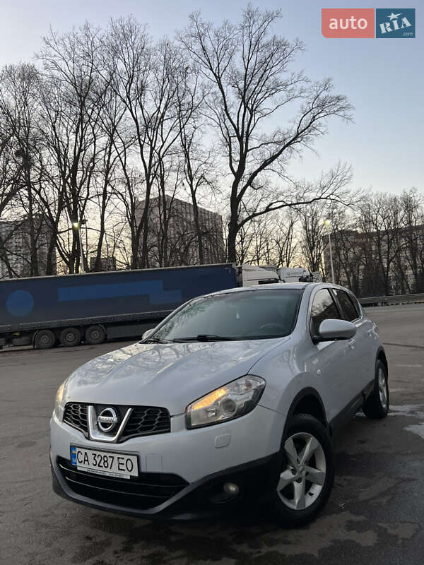Внедорожник / Кроссовер Nissan Qashqai 2011 в Киеве