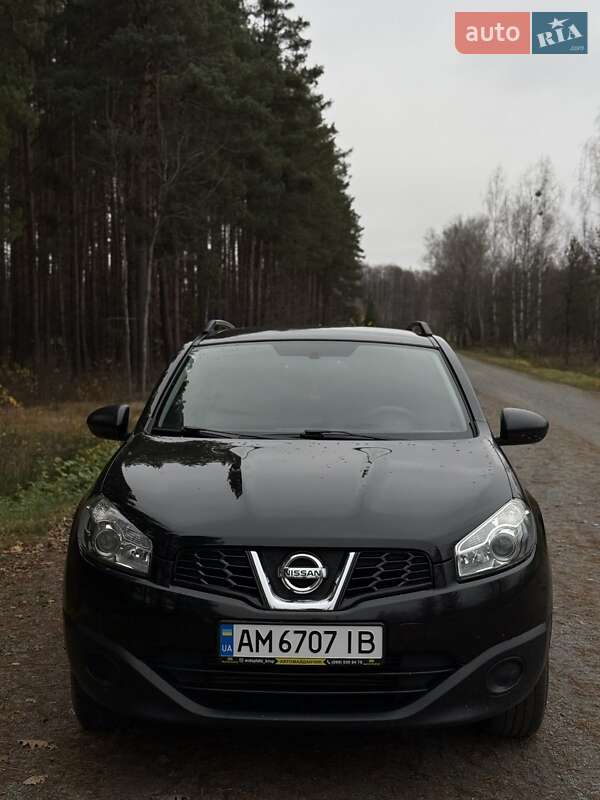 Внедорожник / Кроссовер Nissan Qashqai 2013 в Житомире