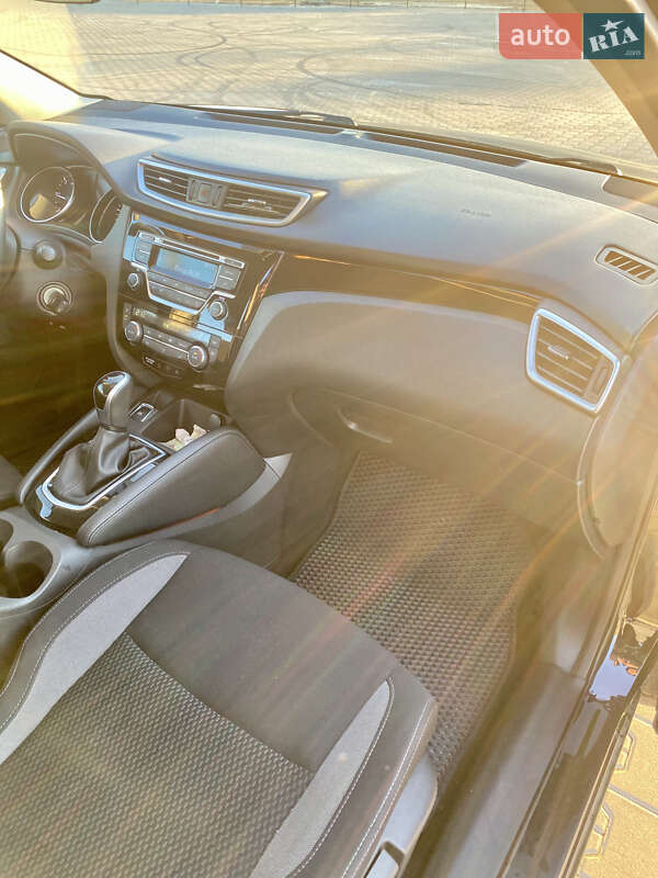 Внедорожник / Кроссовер Nissan Qashqai 2020 в Киеве