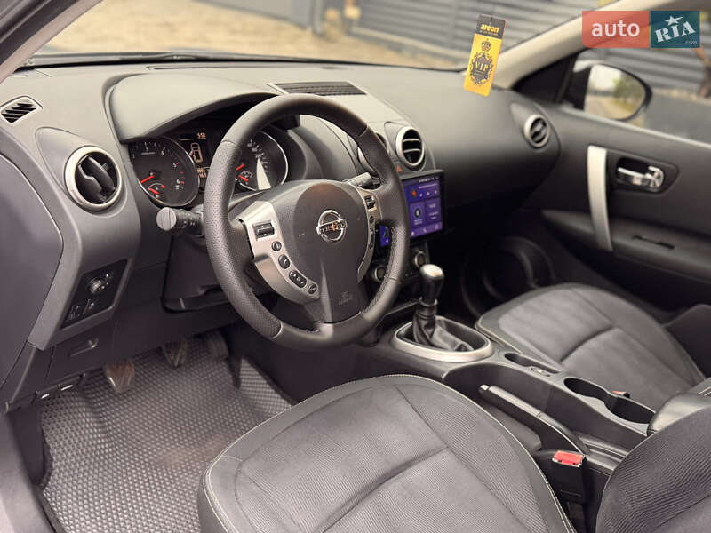 Внедорожник / Кроссовер Nissan Qashqai 2010 в Тернополе