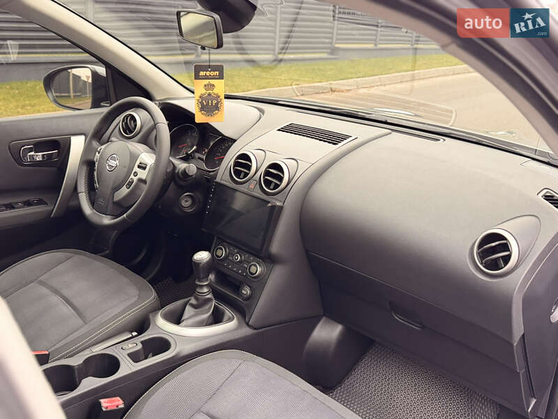 Внедорожник / Кроссовер Nissan Qashqai 2010 в Тернополе