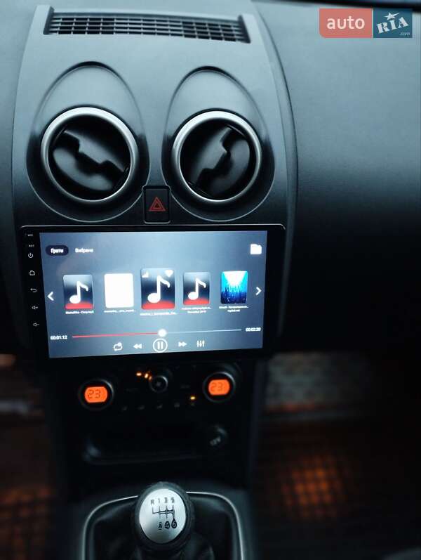 Внедорожник / Кроссовер Nissan Qashqai 2010 в Кременце