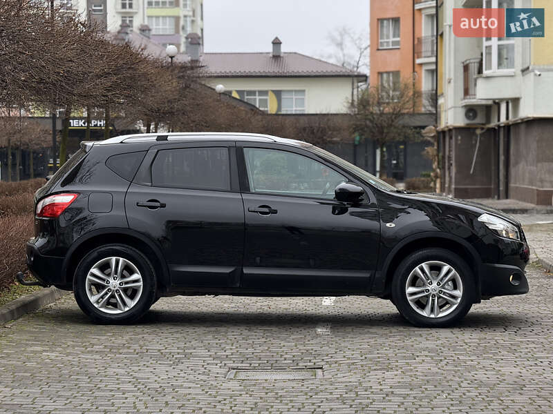 Внедорожник / Кроссовер Nissan Qashqai 2013 в Ивано-Франковске