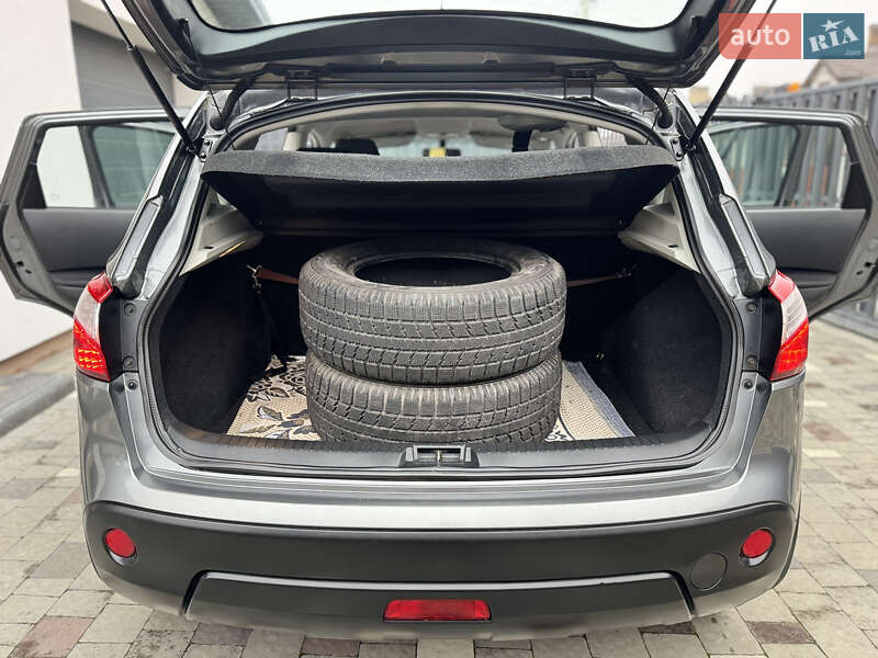 Внедорожник / Кроссовер Nissan Qashqai 2012 в Львове фото 24 Внедорожник / Кроссовер Nissan Qashqai 2012 в Львове