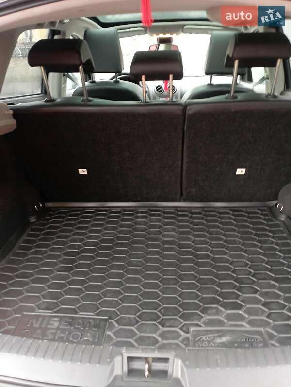 Внедорожник / Кроссовер Nissan Qashqai 2009 в Кременце фото 8 Внедорожник / Кроссовер Nissan Qashqai 2009 в Кременце
