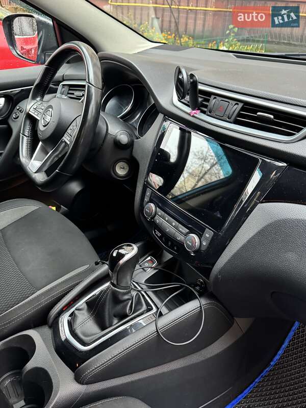 Внедорожник / Кроссовер Nissan Qashqai 2017 в Киеве