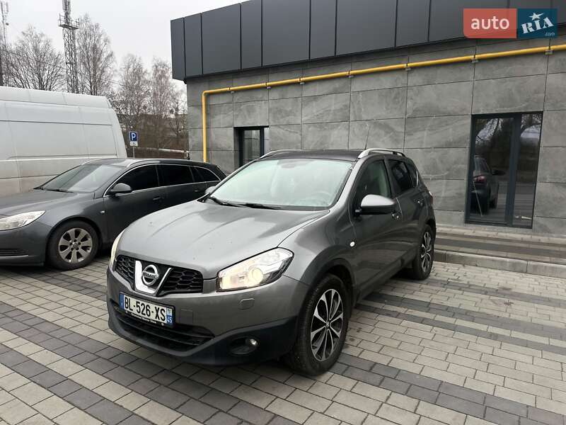 Внедорожник / Кроссовер Nissan Qashqai 2012 в Луцке