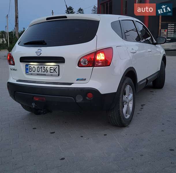 Внедорожник / Кроссовер Nissan Qashqai 2009 в Тернополе