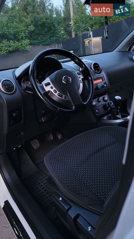 Внедорожник / Кроссовер Nissan Qashqai 2009 в Тернополе