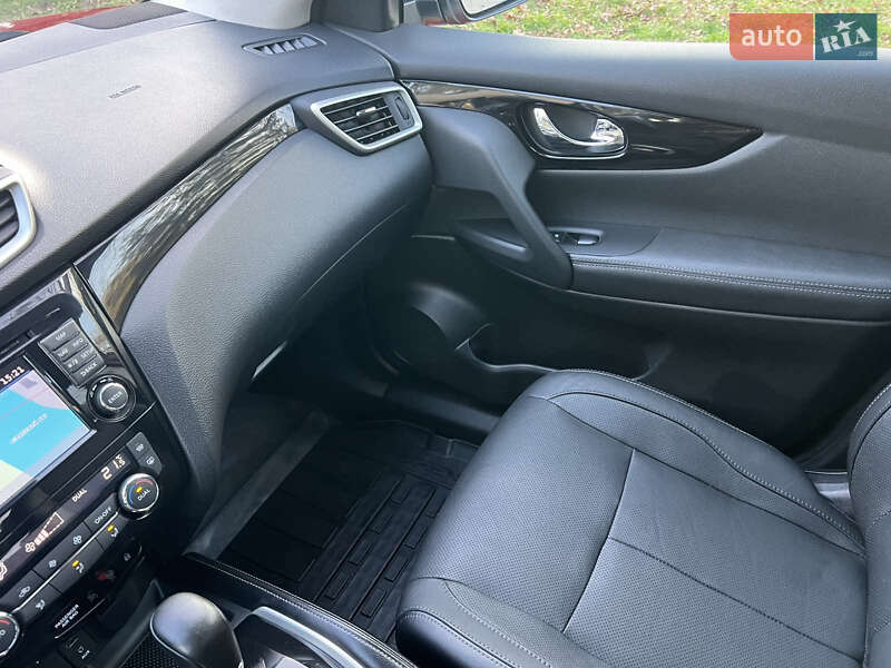 Позашляховик / Кросовер Nissan Qashqai 2016 в Вінниці