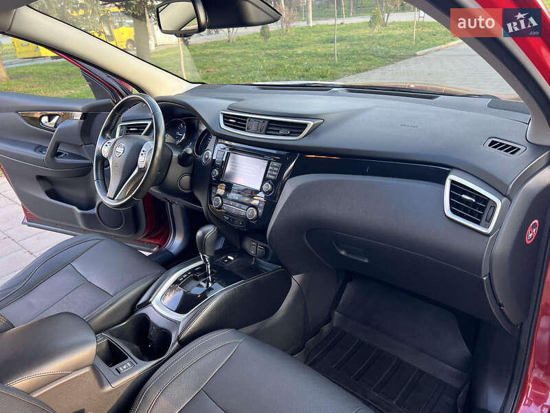 Позашляховик / Кросовер Nissan Qashqai 2016 в Вінниці