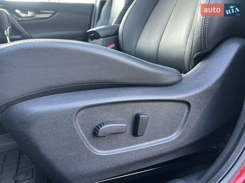 Позашляховик / Кросовер Nissan Qashqai 2016 в Вінниці