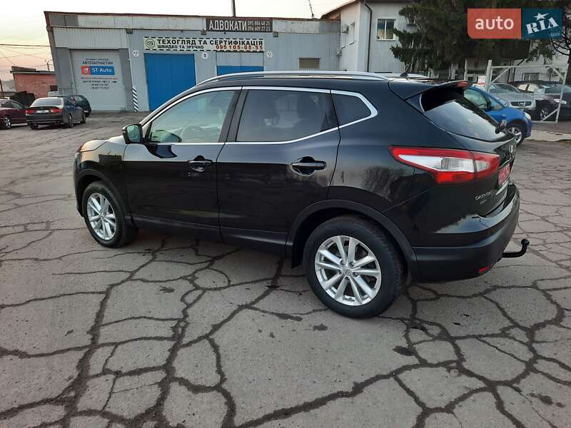 Позашляховик / Кросовер Nissan Qashqai 2015 в Полтаві фото 9 Позашляховик / Кросовер Nissan Qashqai 2015 в Полтаві