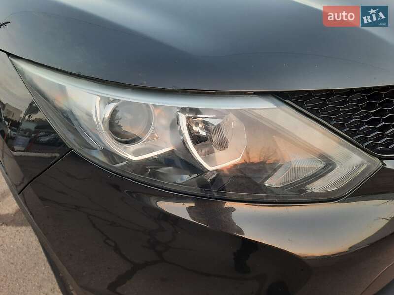 Позашляховик / Кросовер Nissan Qashqai 2015 в Полтаві фото 30 Позашляховик / Кросовер Nissan Qashqai 2015 в Полтаві