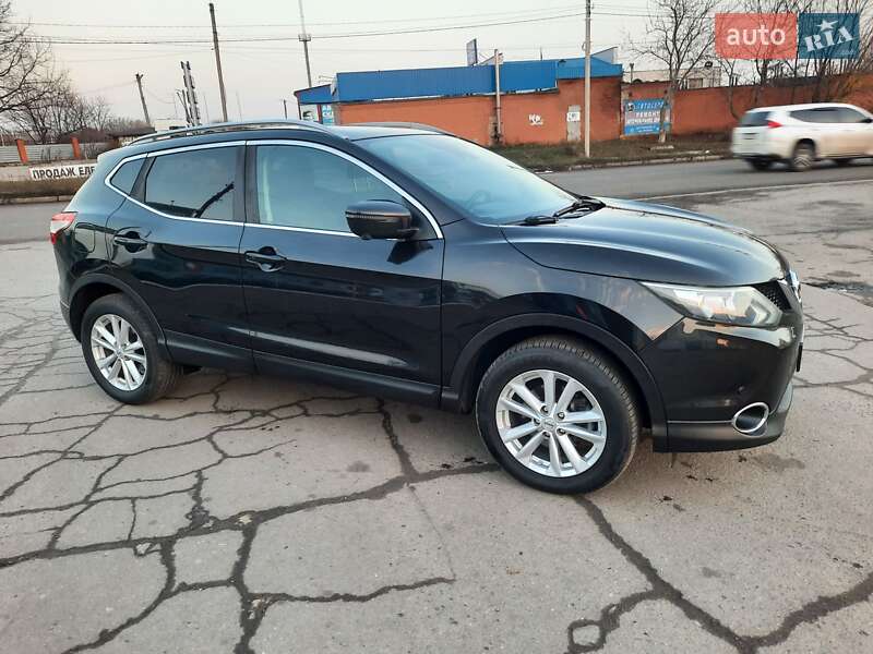 Позашляховик / Кросовер Nissan Qashqai 2015 в Полтаві фото 12 Позашляховик / Кросовер Nissan Qashqai 2015 в Полтаві