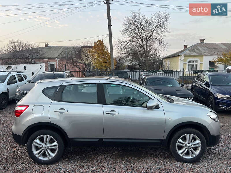 Внедорожник / Кроссовер Nissan Qashqai 2011 в Полтаве