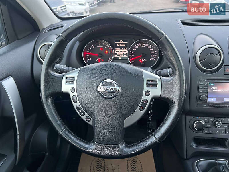 Внедорожник / Кроссовер Nissan Qashqai 2011 в Полтаве