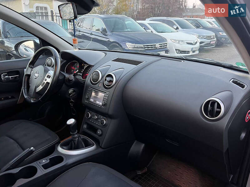 Внедорожник / Кроссовер Nissan Qashqai 2011 в Полтаве