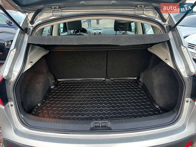 Внедорожник / Кроссовер Nissan Qashqai 2011 в Полтаве