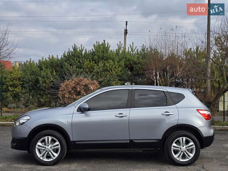 Внедорожник / Кроссовер Nissan Qashqai 2010 в Хмельницком