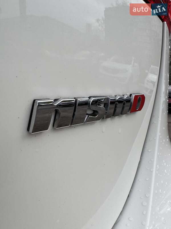 Позашляховик / Кросовер Nissan Qashqai 2018 в Сумах