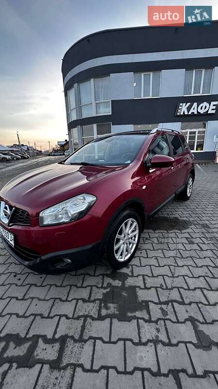 Позашляховик / Кросовер Nissan Qashqai 2012 в Луцьку