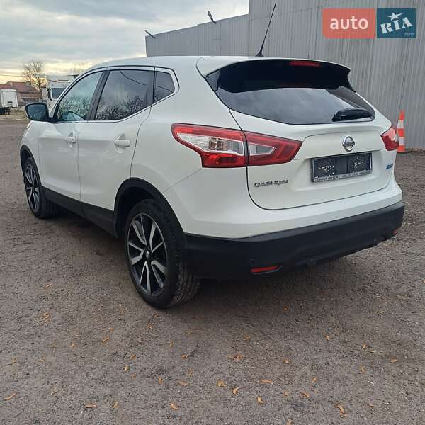 Внедорожник / Кроссовер Nissan Qashqai 2015 в Ровно