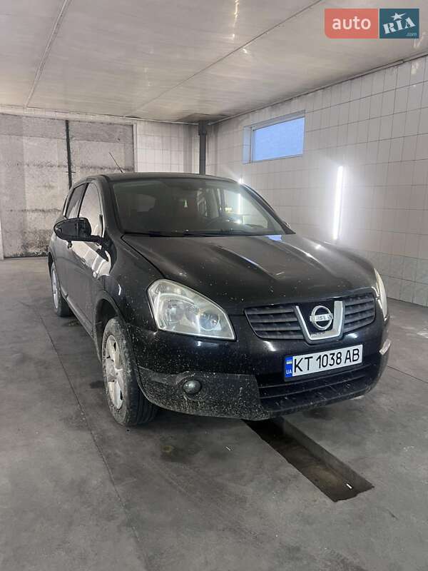 Позашляховик / Кросовер Nissan Qashqai 2008 в Чернівцях