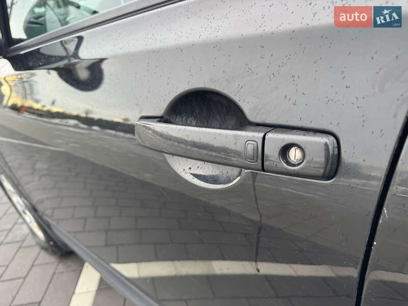 Позашляховик / Кросовер Nissan Qashqai 2011 в Львові