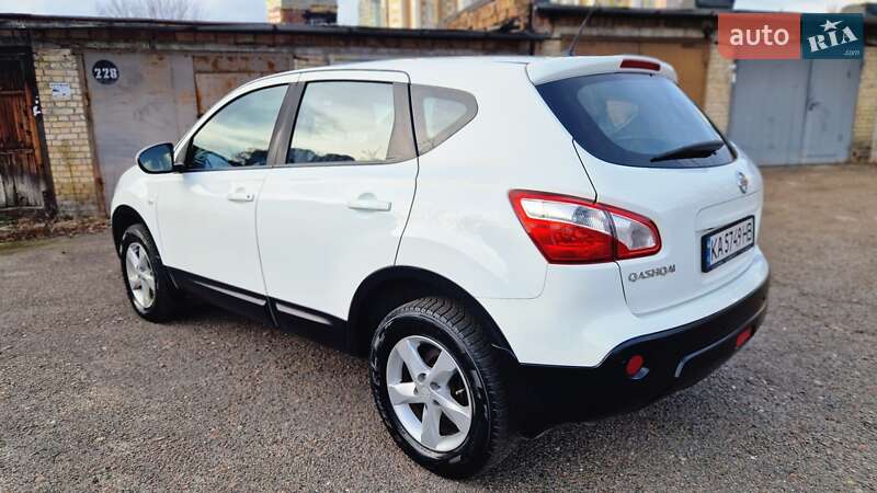 Внедорожник / Кроссовер Nissan Qashqai 2011 в Киеве