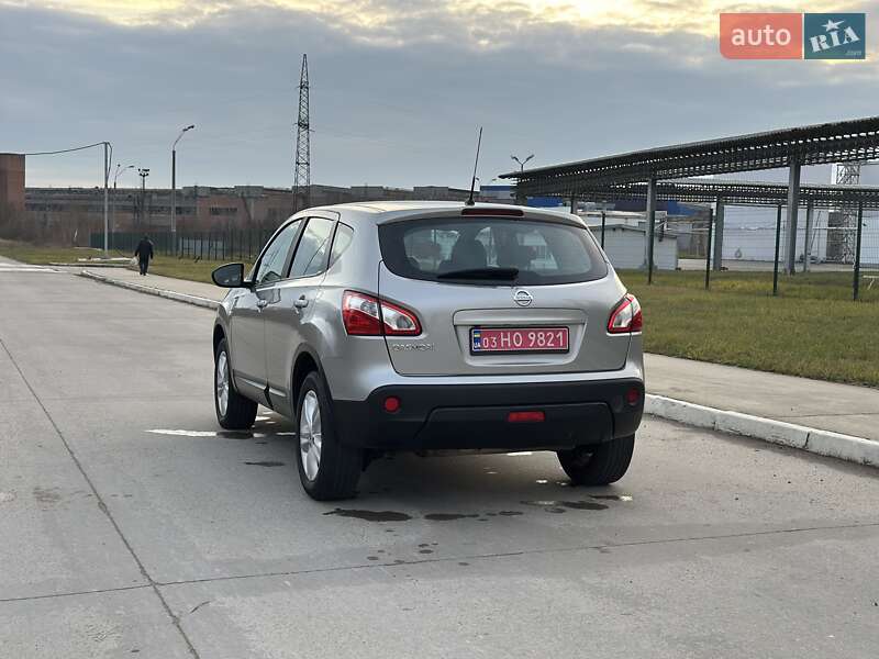 Позашляховик / Кросовер Nissan Qashqai 2010 в Коростені фото 15 Позашляховик / Кросовер Nissan Qashqai 2010 в Коростені
