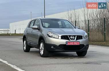 Позашляховик / Кросовер Nissan Qashqai 2010 в Коростені