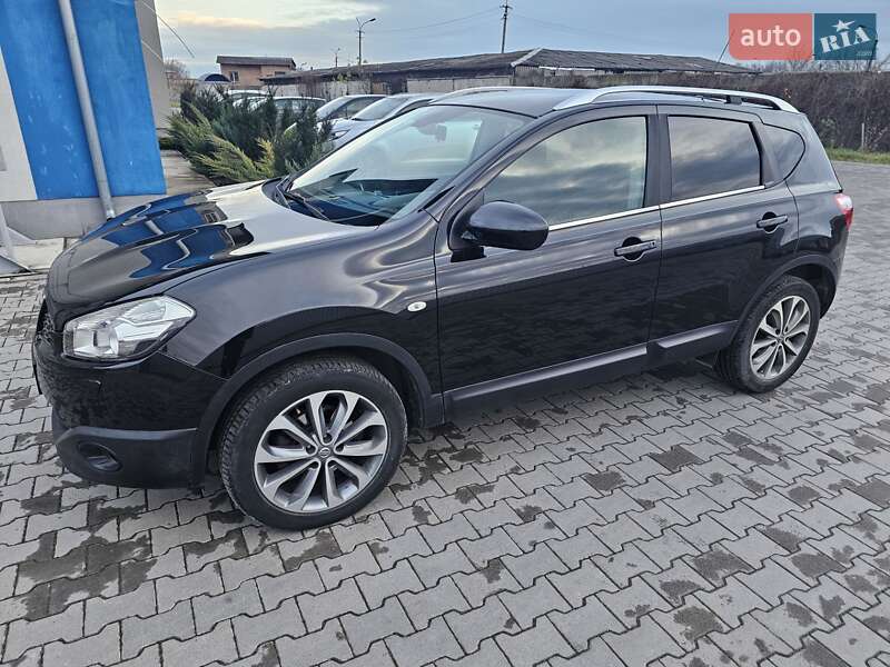 Позашляховик / Кросовер Nissan Qashqai 2012 в Рівному