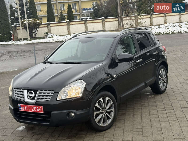 Позашляховик / Кросовер Nissan Qashqai 2009 в Львові