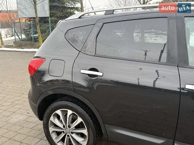 Позашляховик / Кросовер Nissan Qashqai 2009 в Львові