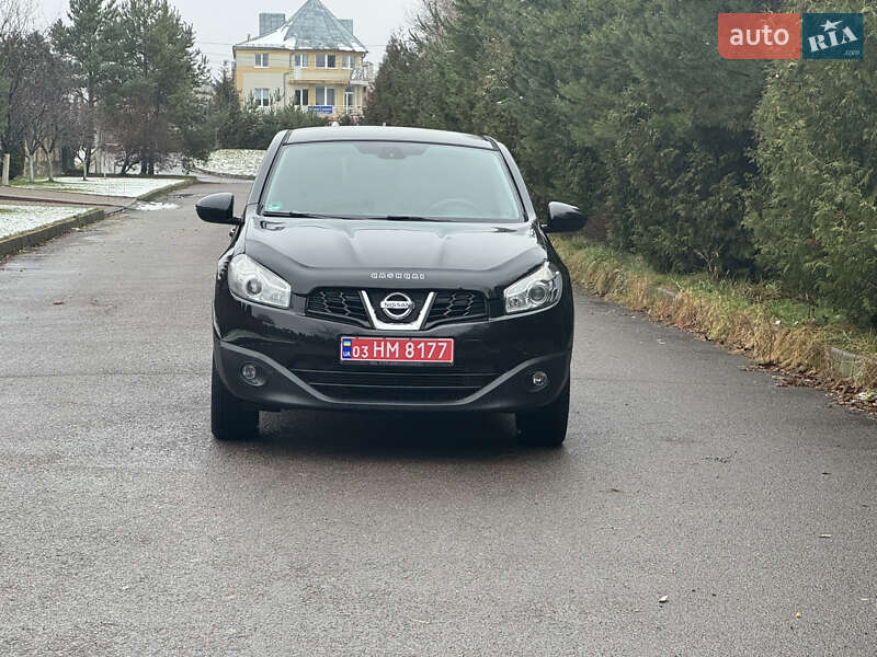 Позашляховик / Кросовер Nissan Qashqai 2012 в Рівному