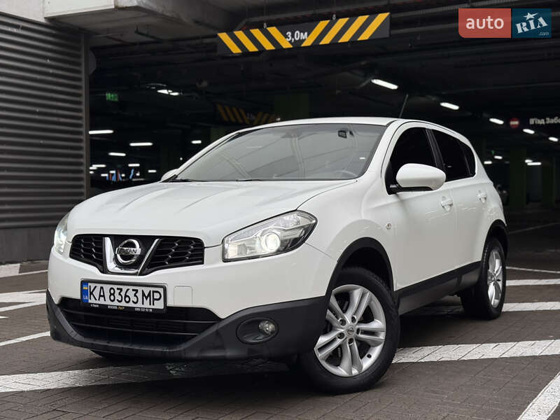 Позашляховик / Кросовер Nissan Qashqai 2012 в Києві