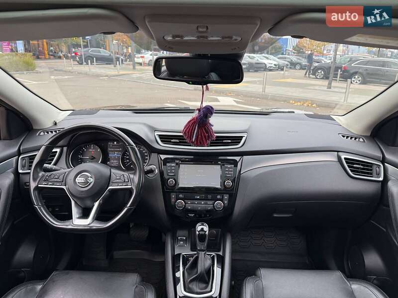 Внедорожник / Кроссовер Nissan Qashqai 2017 в Киеве