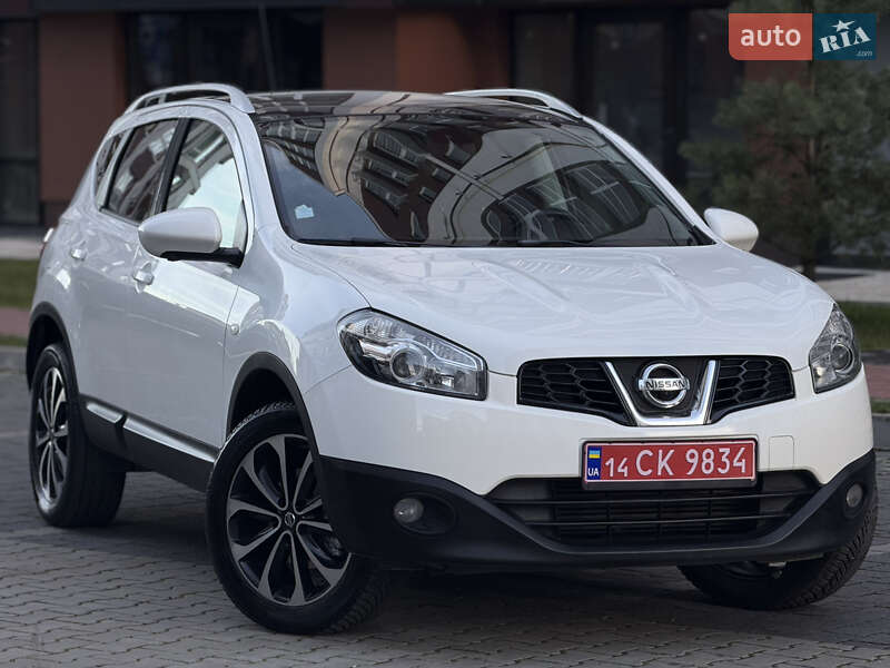 Внедорожник / Кроссовер Nissan Qashqai 2012 в Ивано-Франковске