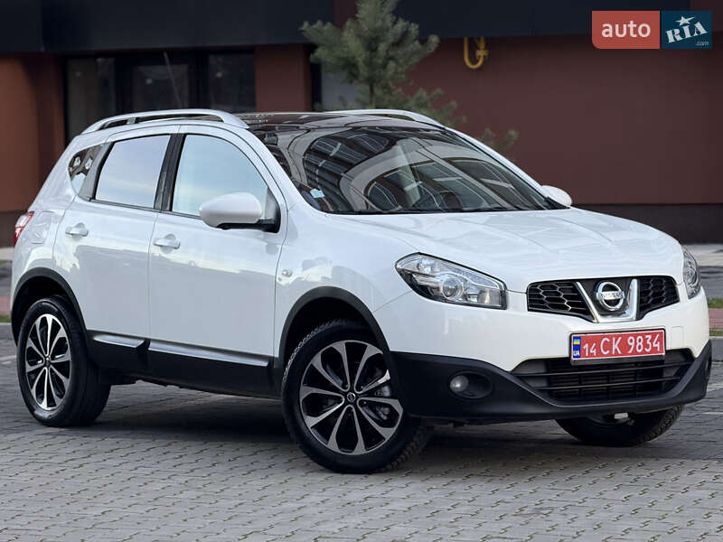 Внедорожник / Кроссовер Nissan Qashqai 2012 в Ивано-Франковске