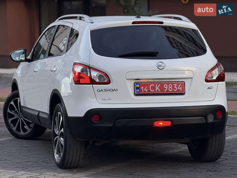 Внедорожник / Кроссовер Nissan Qashqai 2012 в Ивано-Франковске