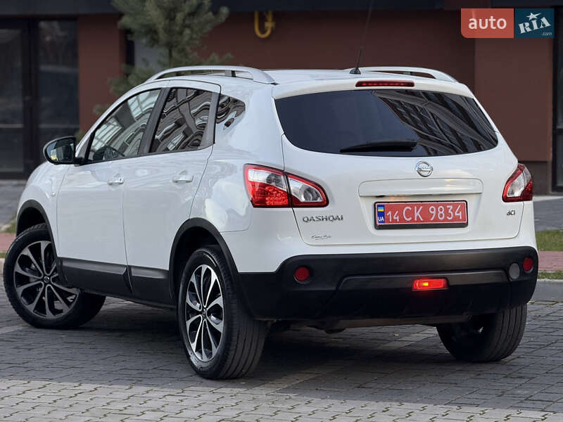 Внедорожник / Кроссовер Nissan Qashqai 2012 в Ивано-Франковске