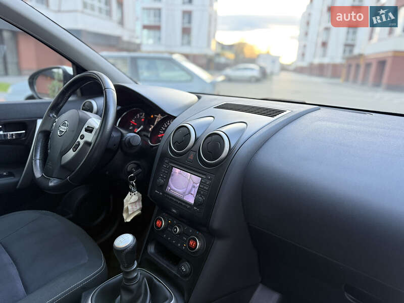 Внедорожник / Кроссовер Nissan Qashqai 2012 в Ивано-Франковске