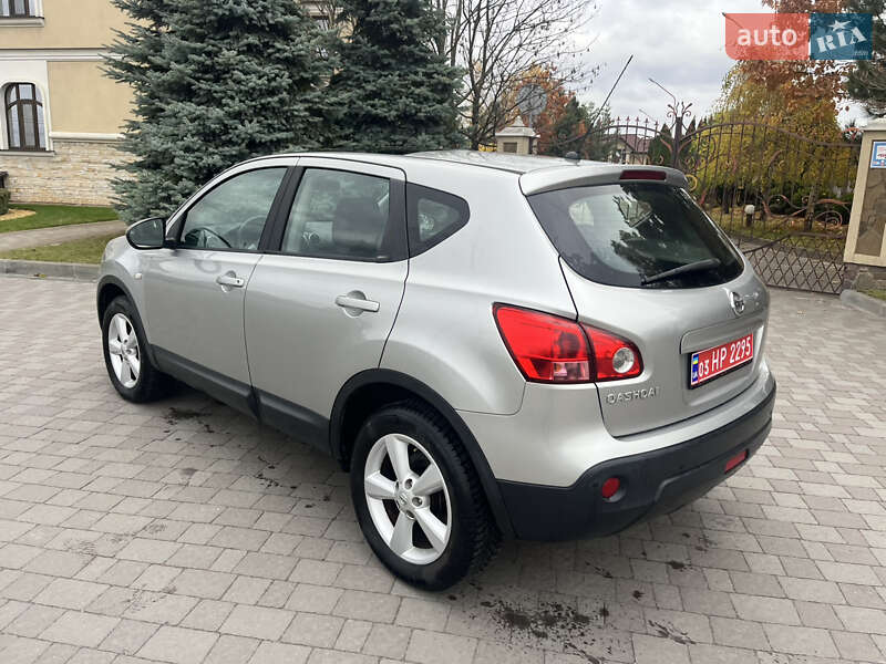 Внедорожник / Кроссовер Nissan Qashqai 2008 в Сарнах