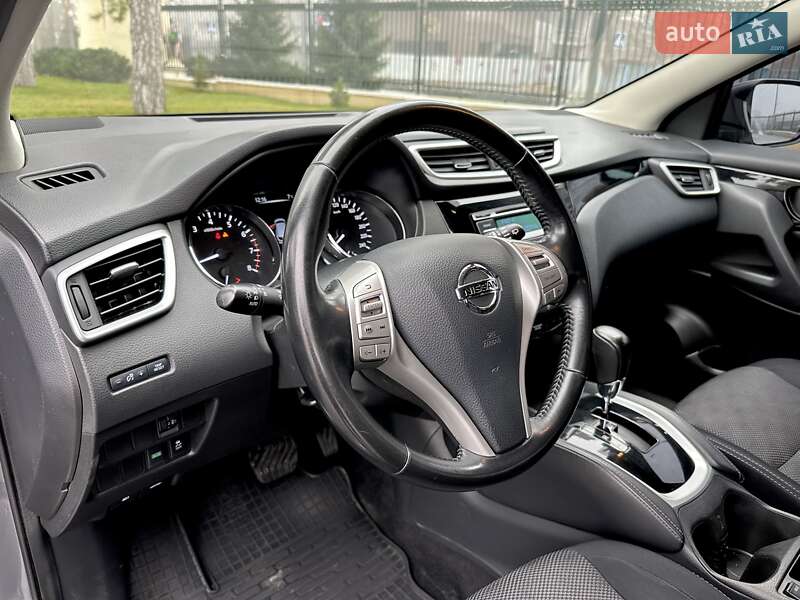 Внедорожник / Кроссовер Nissan Qashqai 2017 в Харькове