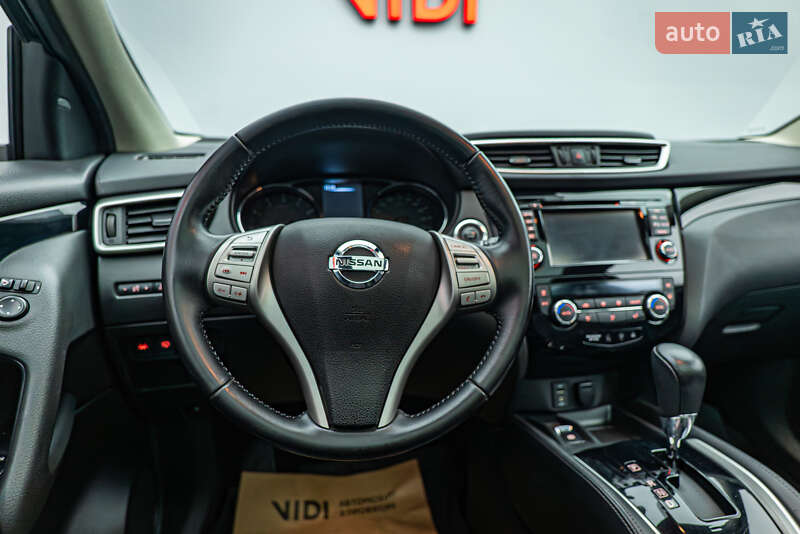 Внедорожник / Кроссовер Nissan Qashqai 2017 в Киеве