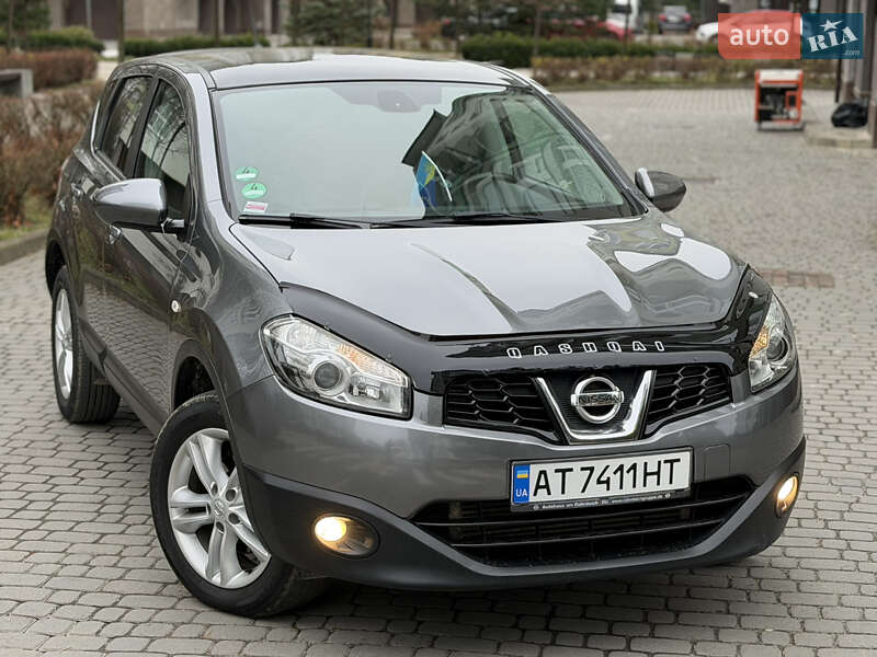 Позашляховик / Кросовер Nissan Qashqai 2011 в Івано-Франківську